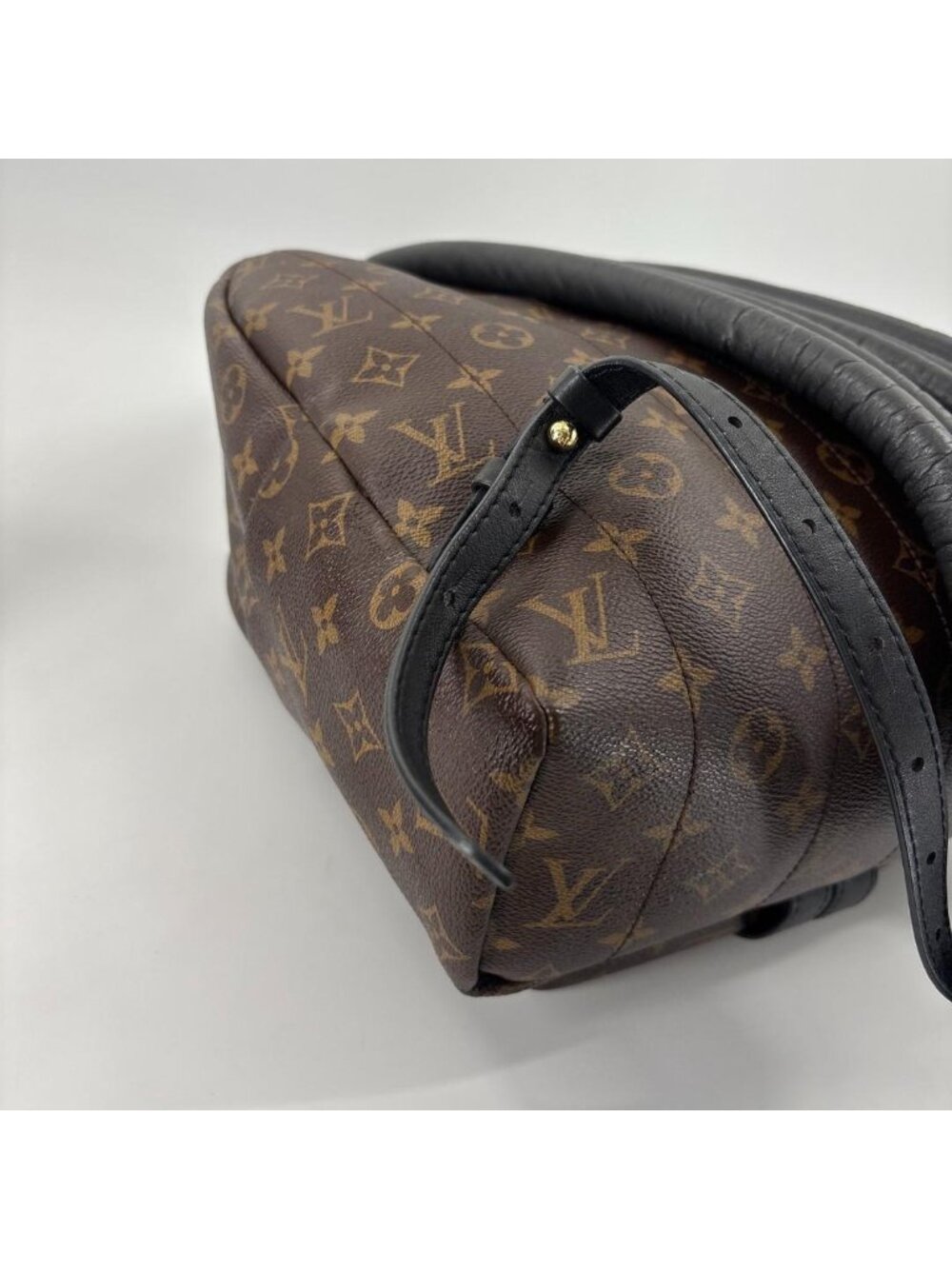 Louis Vuitton Super Palm Spring MM Monogram Backpack - Picture 10 of 12